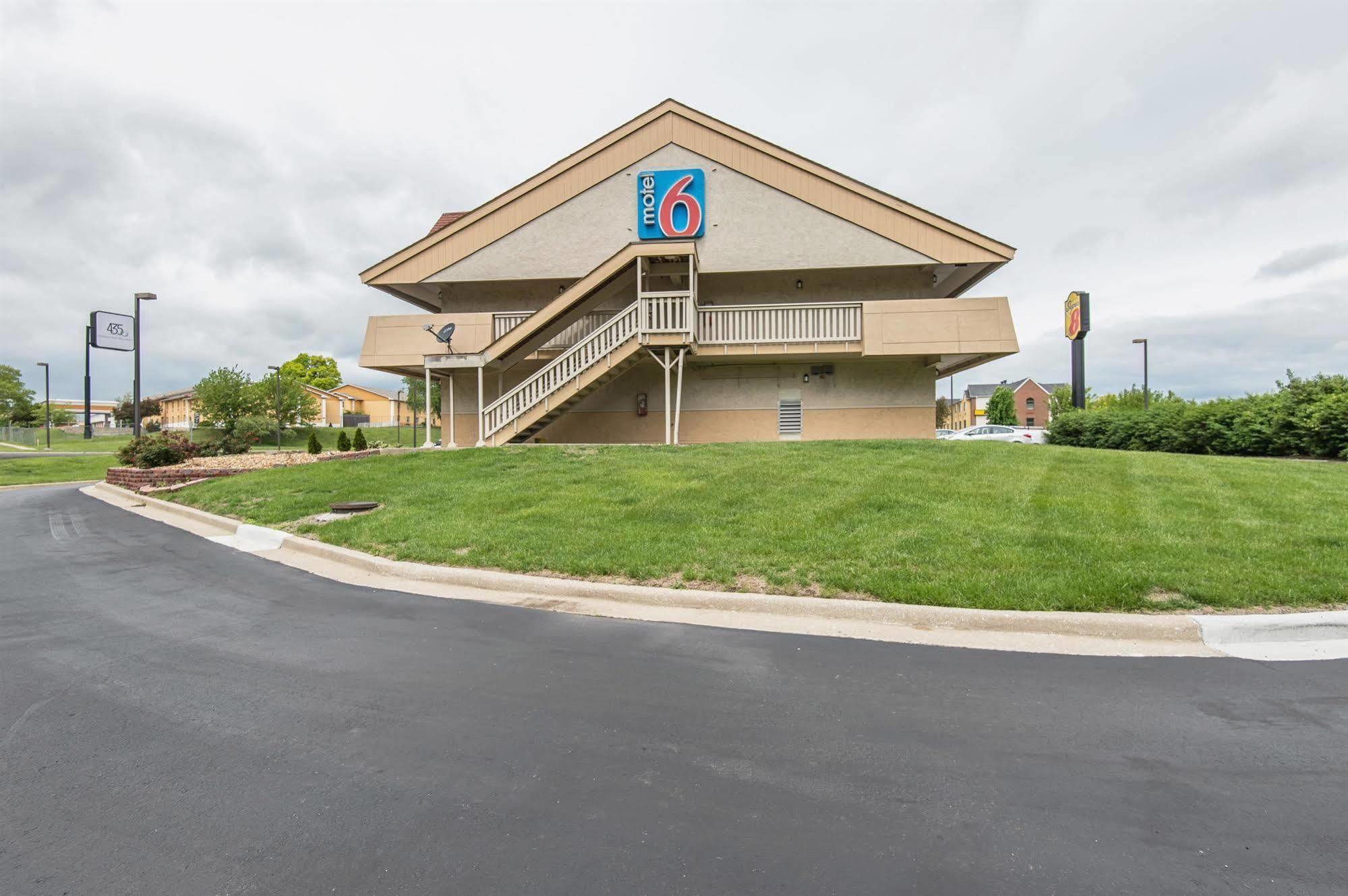 Motel 6-Overland Park, Ks Eksteriør billede