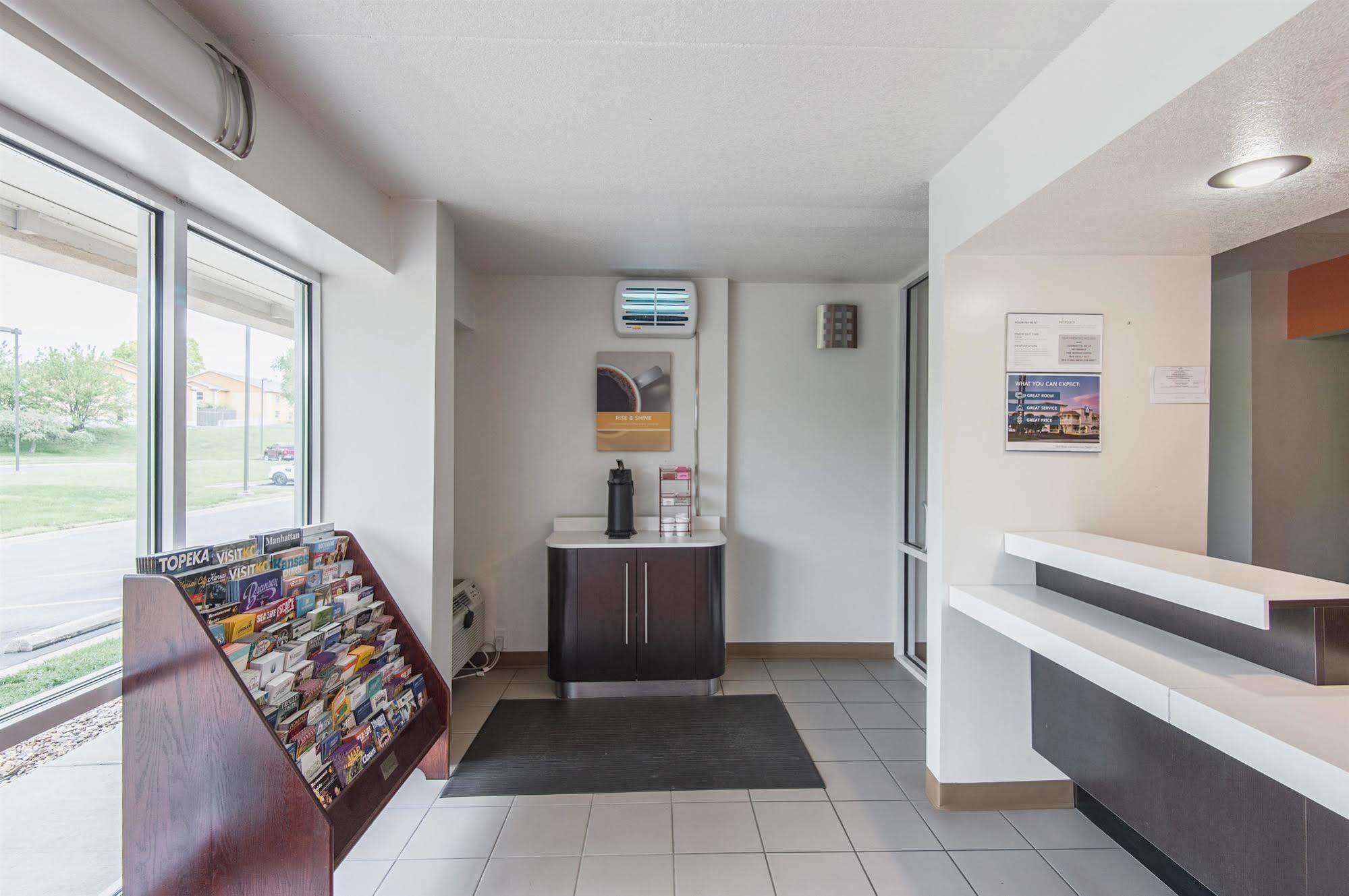 Motel 6-Overland Park, Ks Eksteriør billede