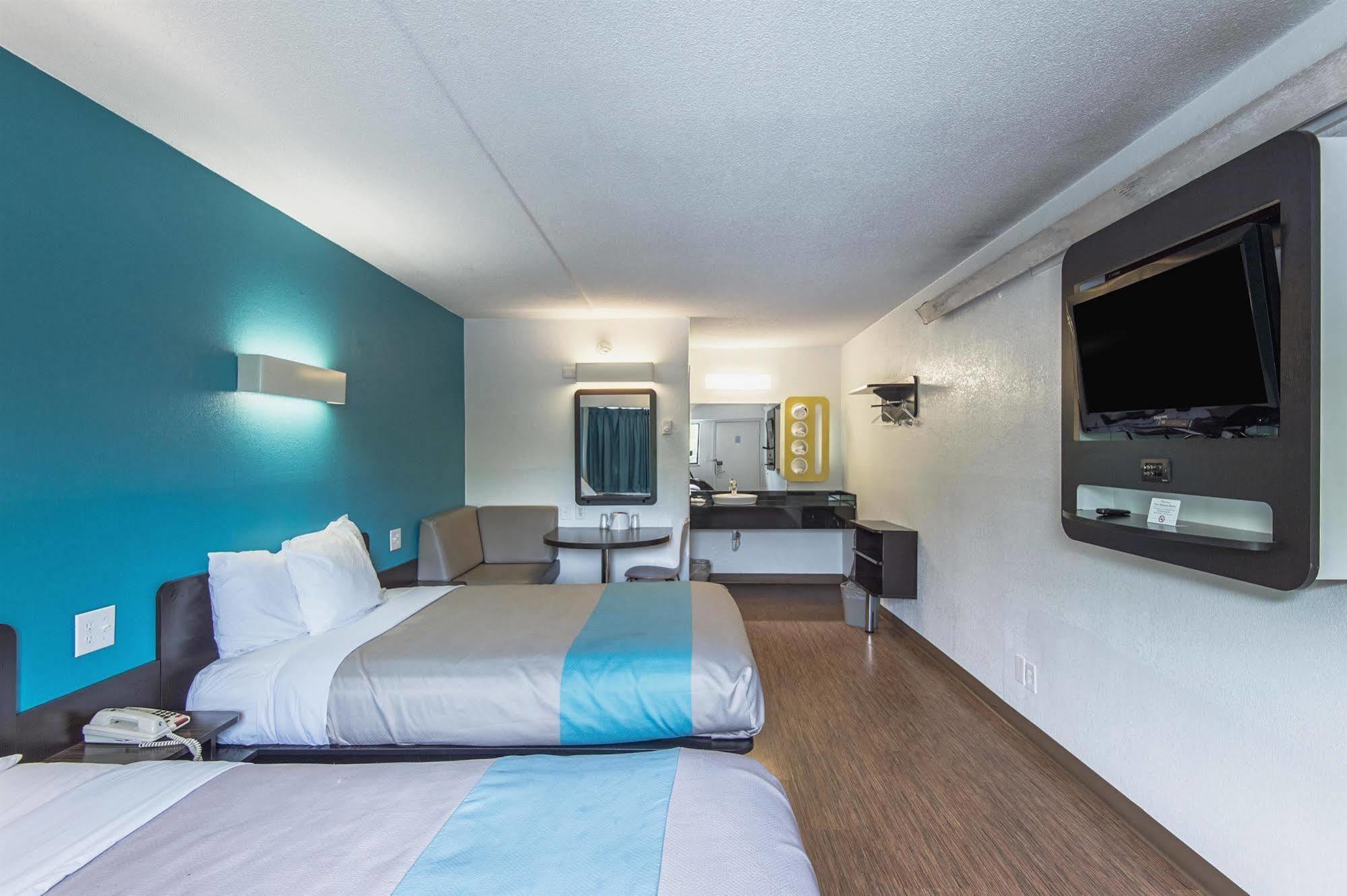 Motel 6-Overland Park, Ks Eksteriør billede