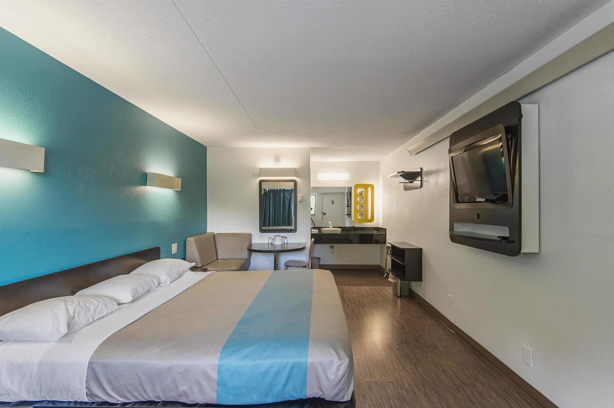 Motel 6-Overland Park, Ks Eksteriør billede